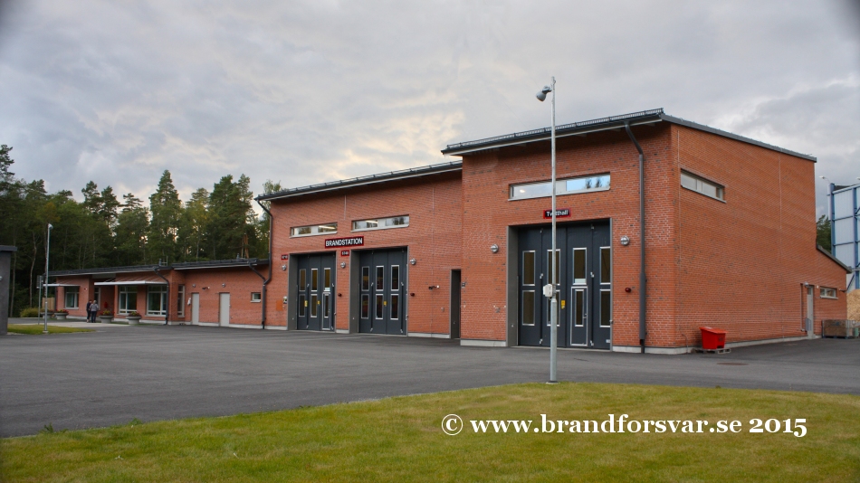 235-6700 Knivsta Brandstation